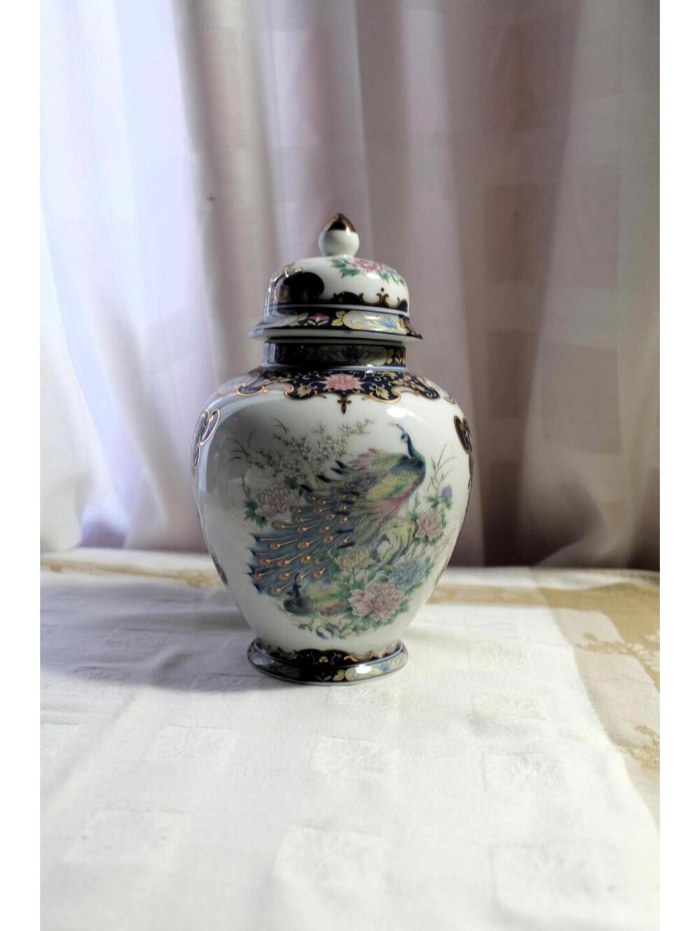 Vintage Toyo Japanese Hand-Painted Porcelain Ginger Jar with Lid, Peacock Motif